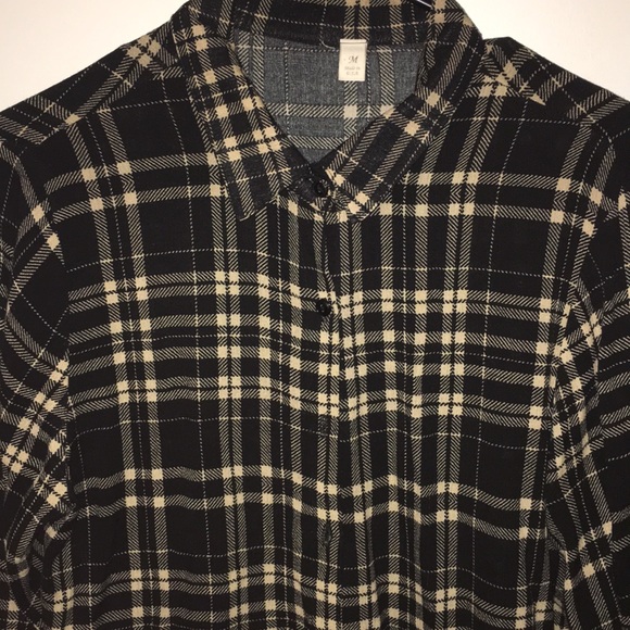 Button down flannel - Picture 2 of 3